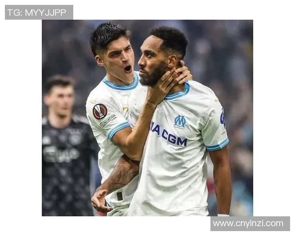 镜头回顾：欧联这一幕令人泪目